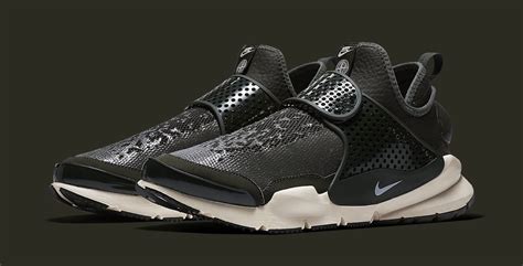 nike sock dart stone island fake|nike stone island sock dart.